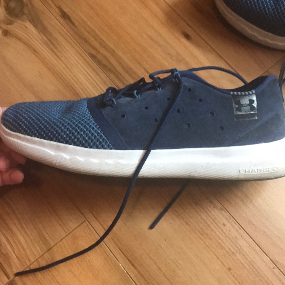 Under Armour tennis shoes